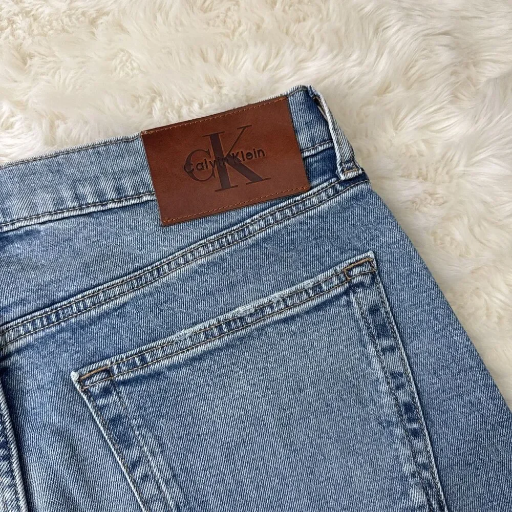 Calvin Klein Standard Straight Jeans Mens 33x30 Measure 33x28.5 Blue Stretch NWT
